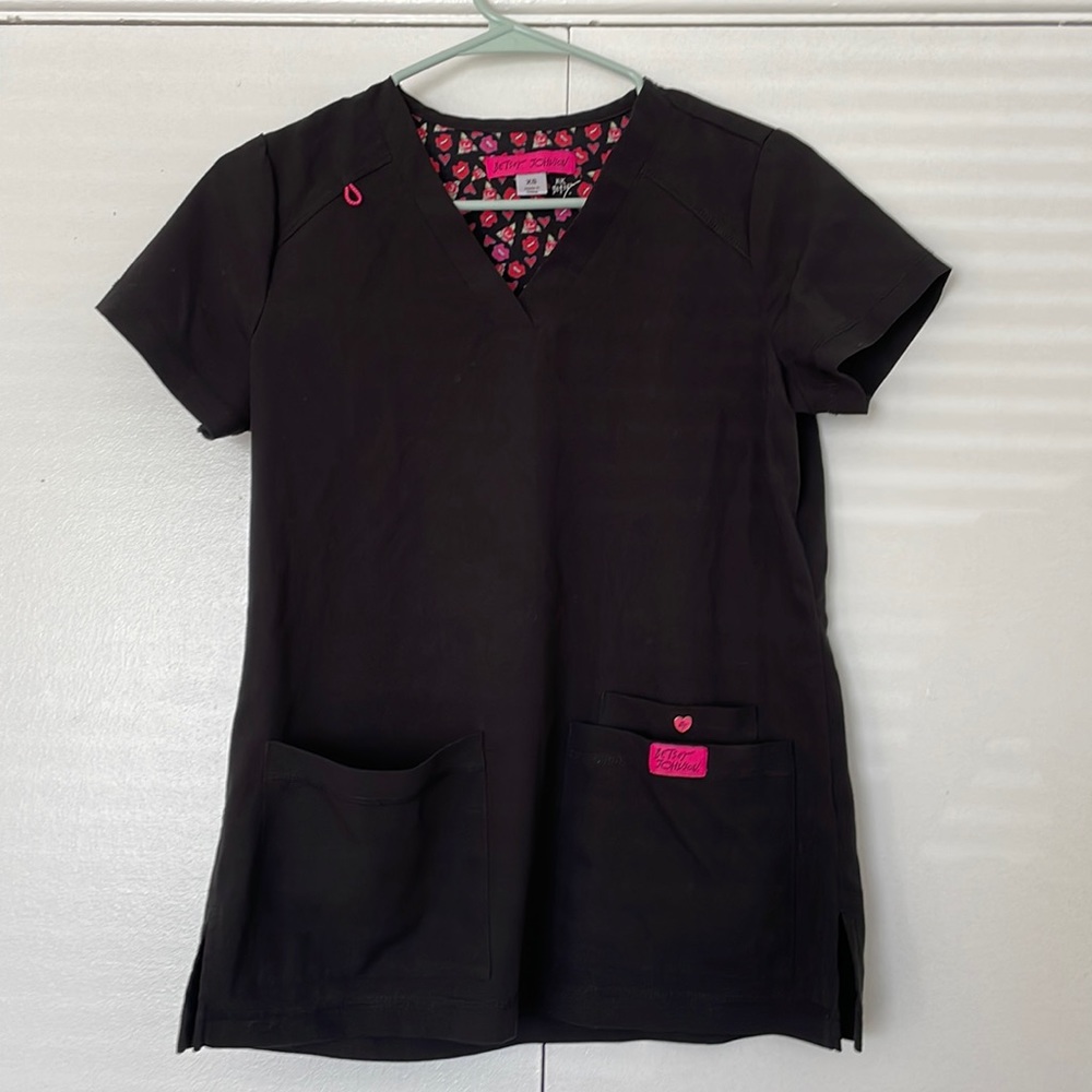Betsey Johnson black XS Scrub Top